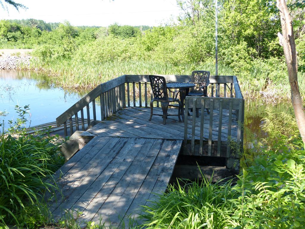 Domaine Sur Une Plage Saint-Félicien Екстериор снимка